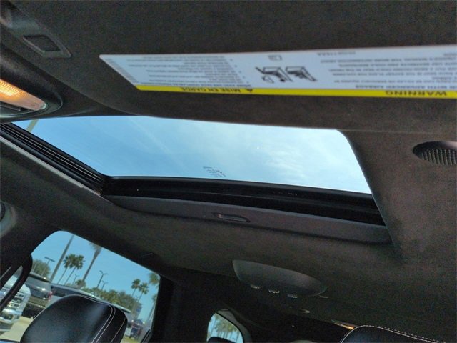 Used 2018 Dodge Durango SRT w/ SRT Interior Appearance Group image 20