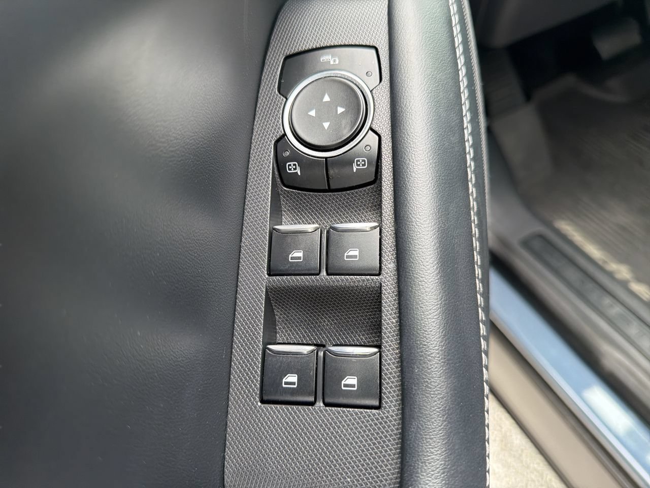 Certified 2024 Ford Mustang Mach-E Select RWD image 16