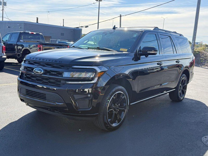 Certified 2024 Ford Expedition Max Limited AWD/4WD image 11