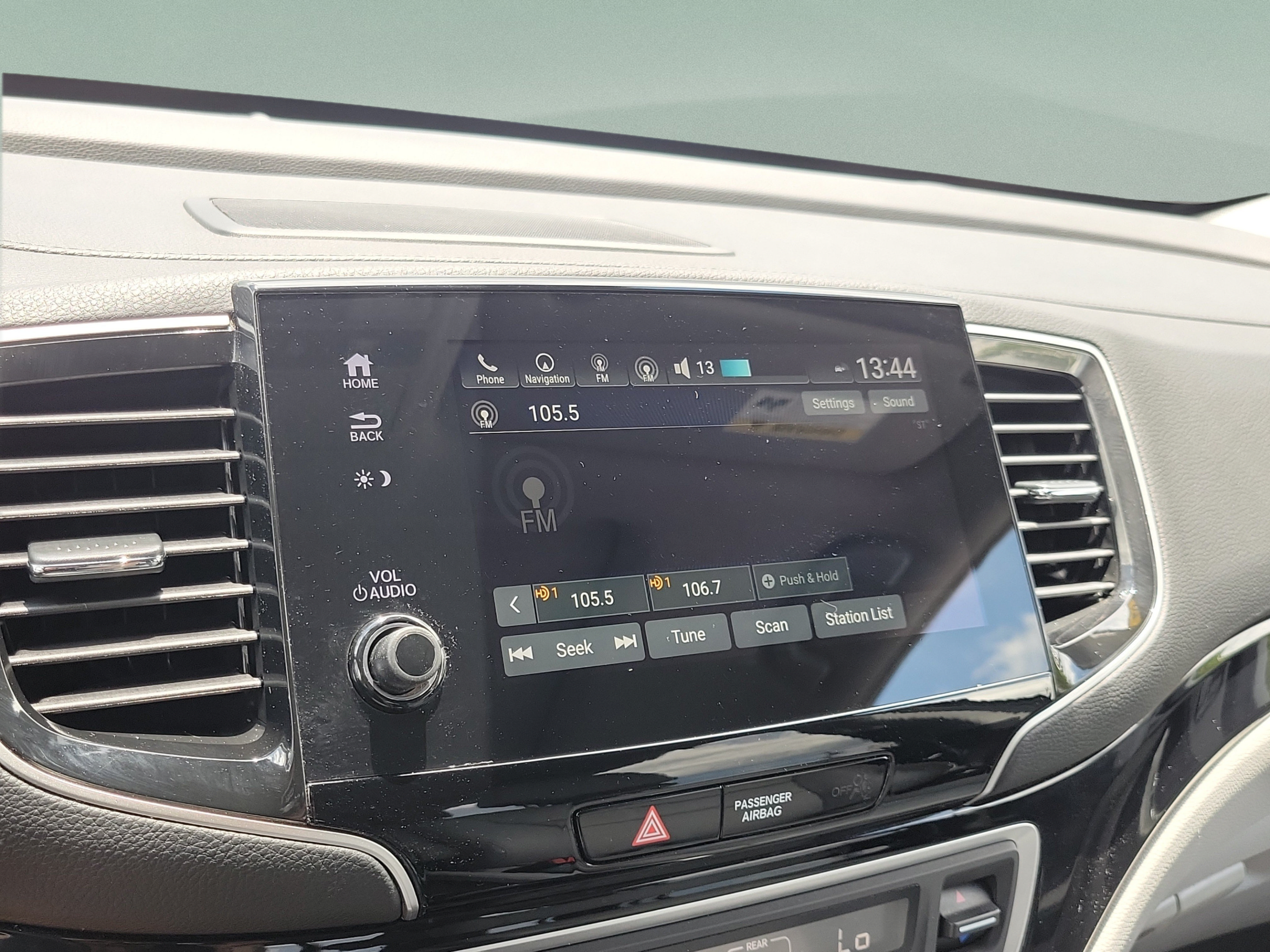 Used 2020 Honda Pilot Touring image 29