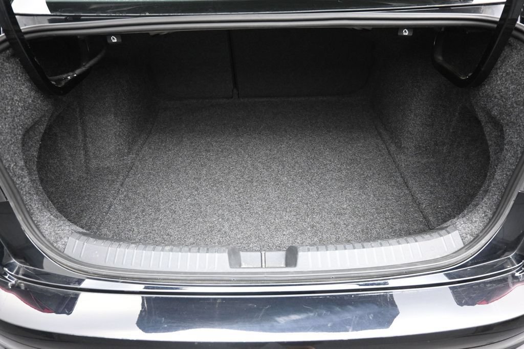 Used 2025 Volkswagen Jetta S FWD image 2