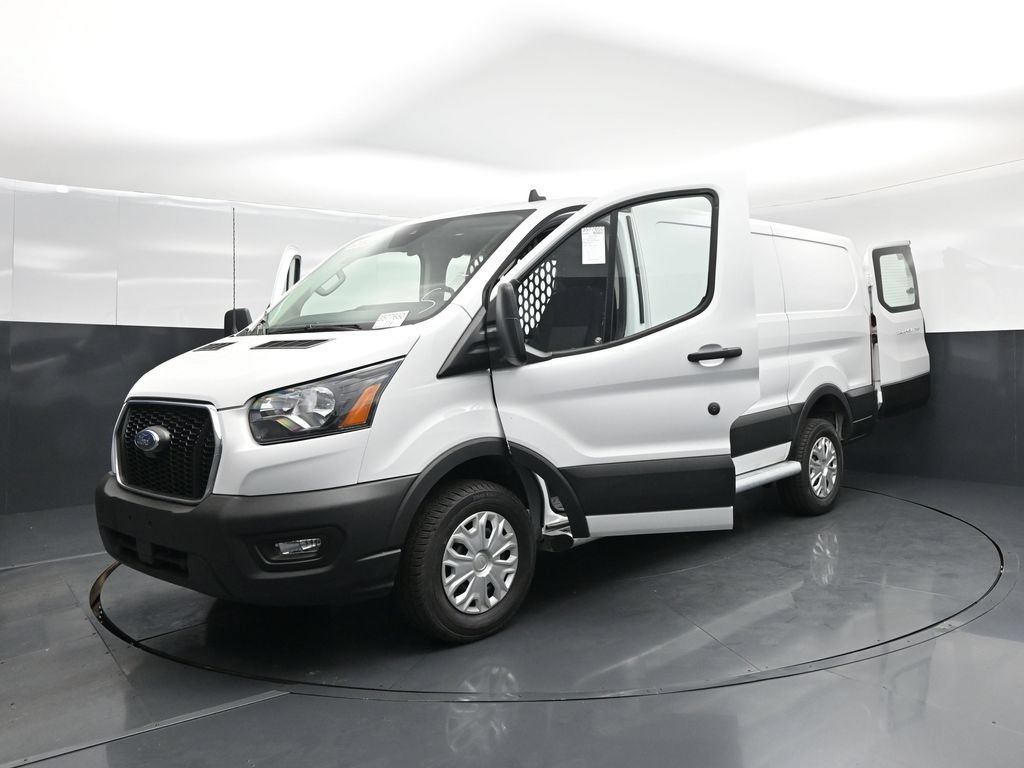 Certified 2025 Ford Transit 250 Low Roof w/ Exterior Upgrade Package RWD image 24