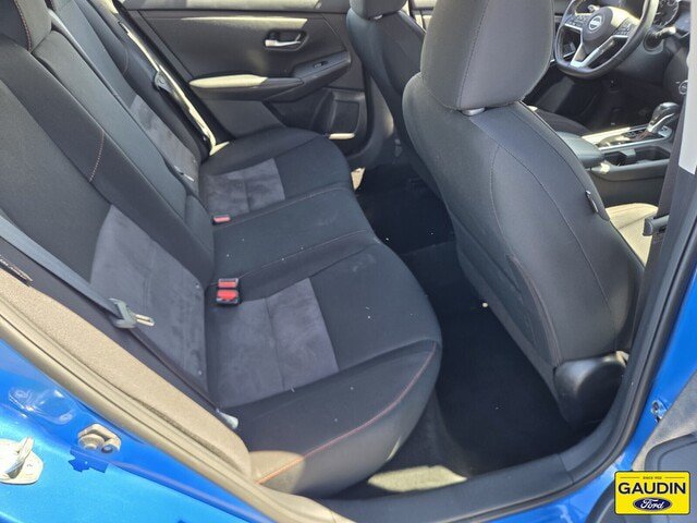 Used 2025 Nissan Sentra SR FWD image 15