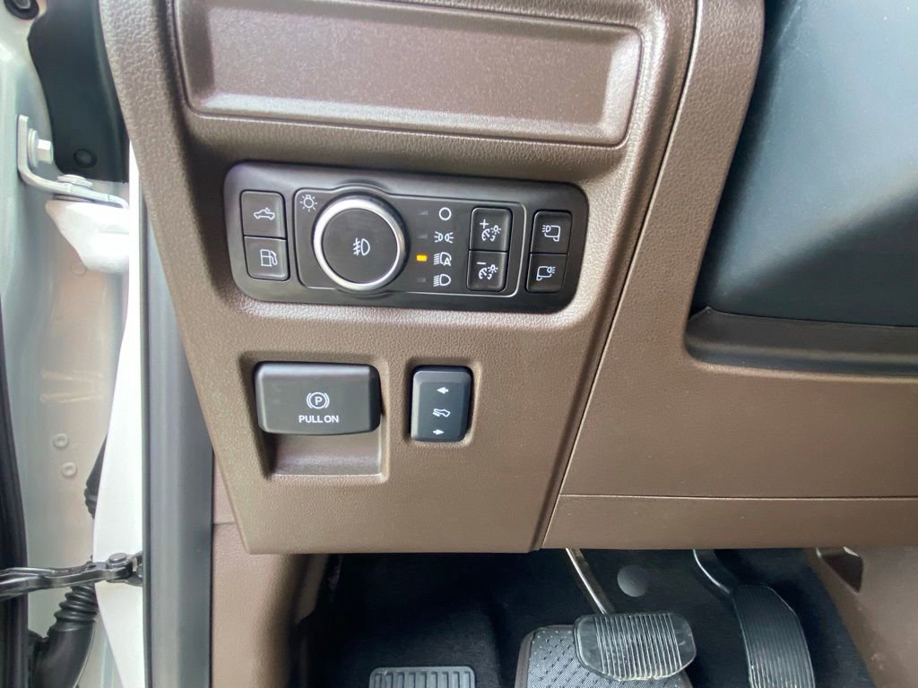Certified 2025 Ford F150 King Ranch AWD/4WD image 12