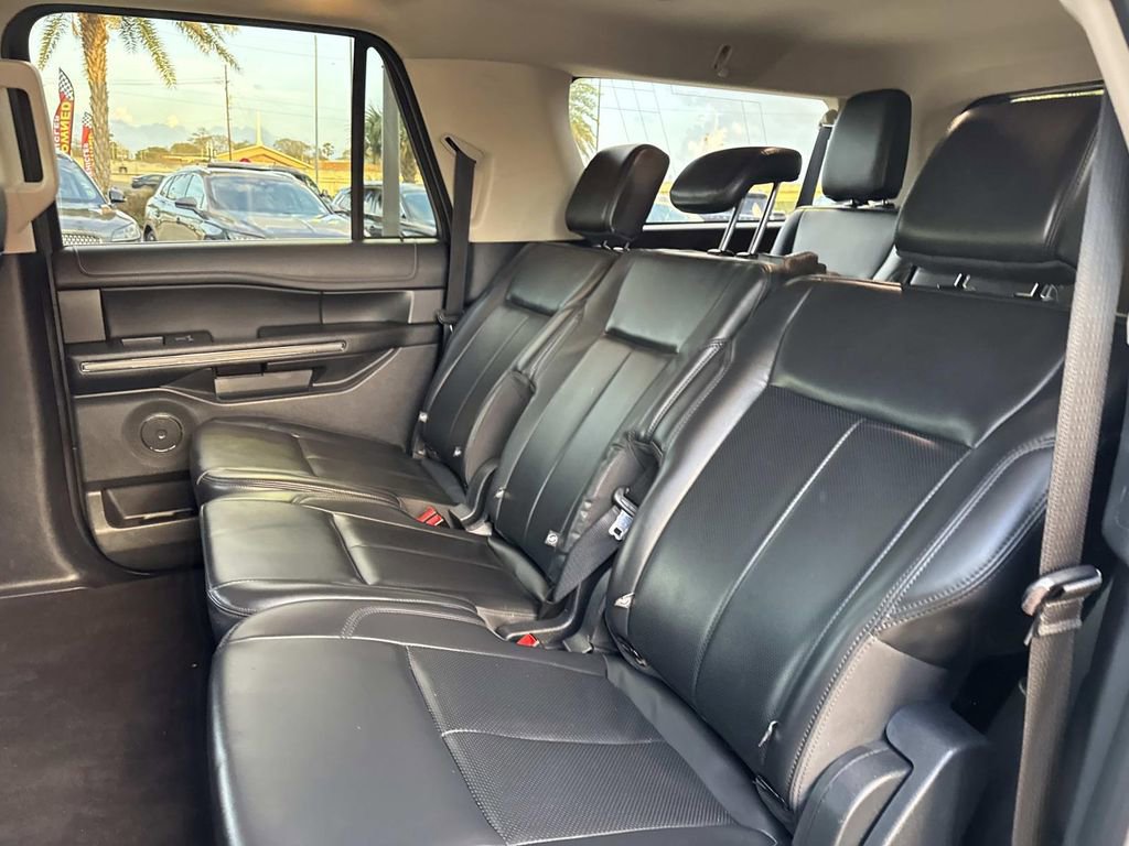 Certified 2023 Ford Expedition Max XLT image 19