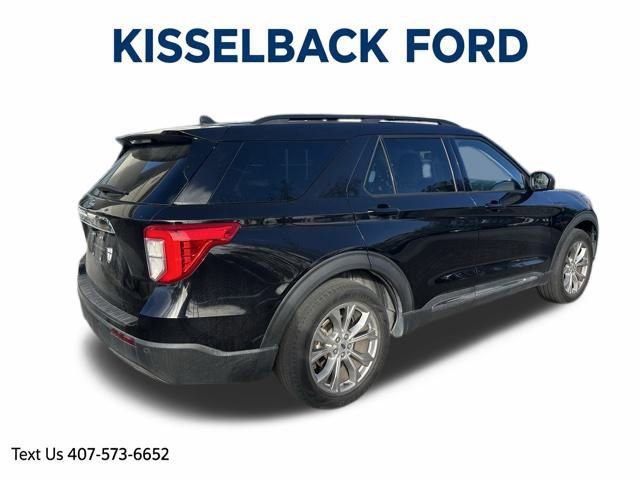 Certified 2022 Ford Explorer XLT w/ Equipment Group 202A image 5