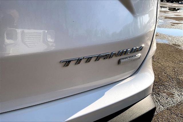 Certified 2019 Ford Edge Titanium w/ Cold Weather Package image 10