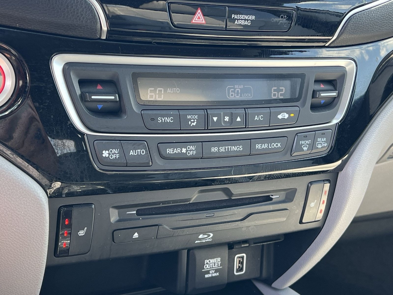 Used 2019 Honda Pilot Touring image 21