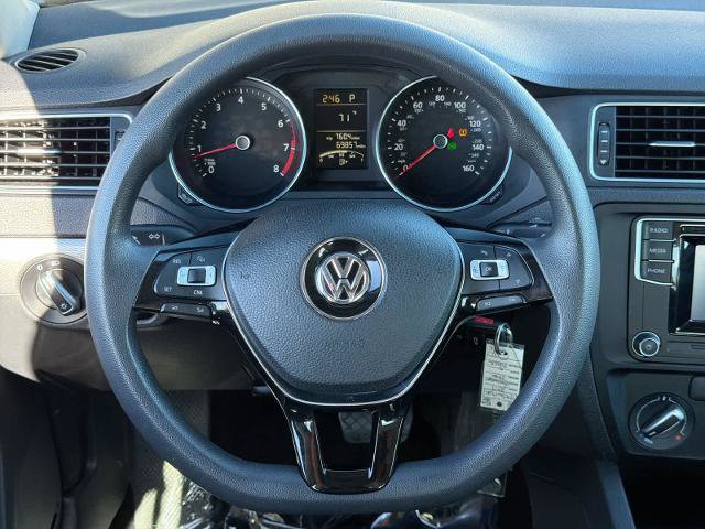 Used 2017 Volkswagen Jetta S FWD image 23