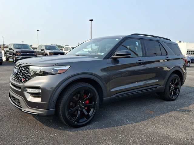 Certified 2020 Ford Explorer ST w/ ST Street Pack AWD/4WD image 3