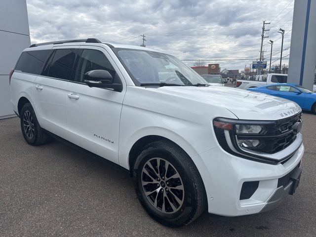 Certified 2025 Ford Expedition Max Platinum image 4