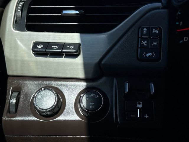 Used 2018 GMC Yukon XL Denali image 35