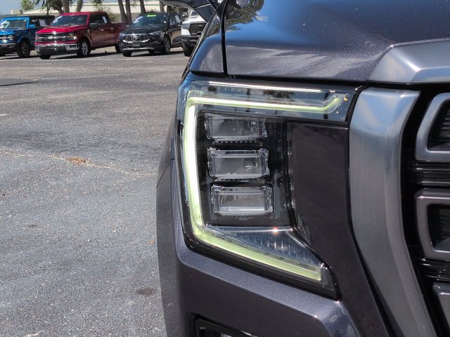 Used 2024 GMC Yukon AT4 w/ Max Trailering Package AWD/4WD image 10