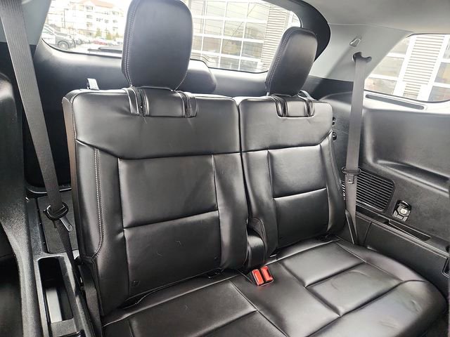 Certified 2023 Ford Explorer XLT w/ Equipment Group 202A image 33