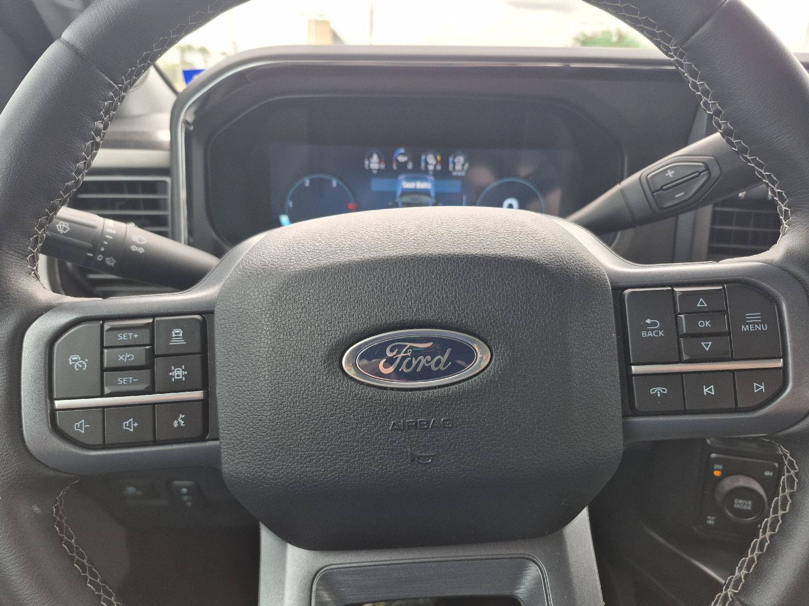Certified 2026 Ford F250 Lariat w/ Lariat Ultimate Package AWD/4WD image 9