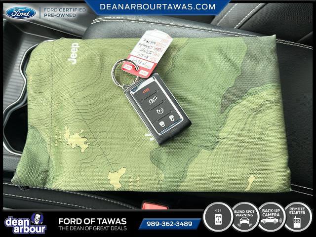 Used 2024 Jeep Grand Cherokee Laredo X w/ Luxury Tech Group I AWD/4WD image 14