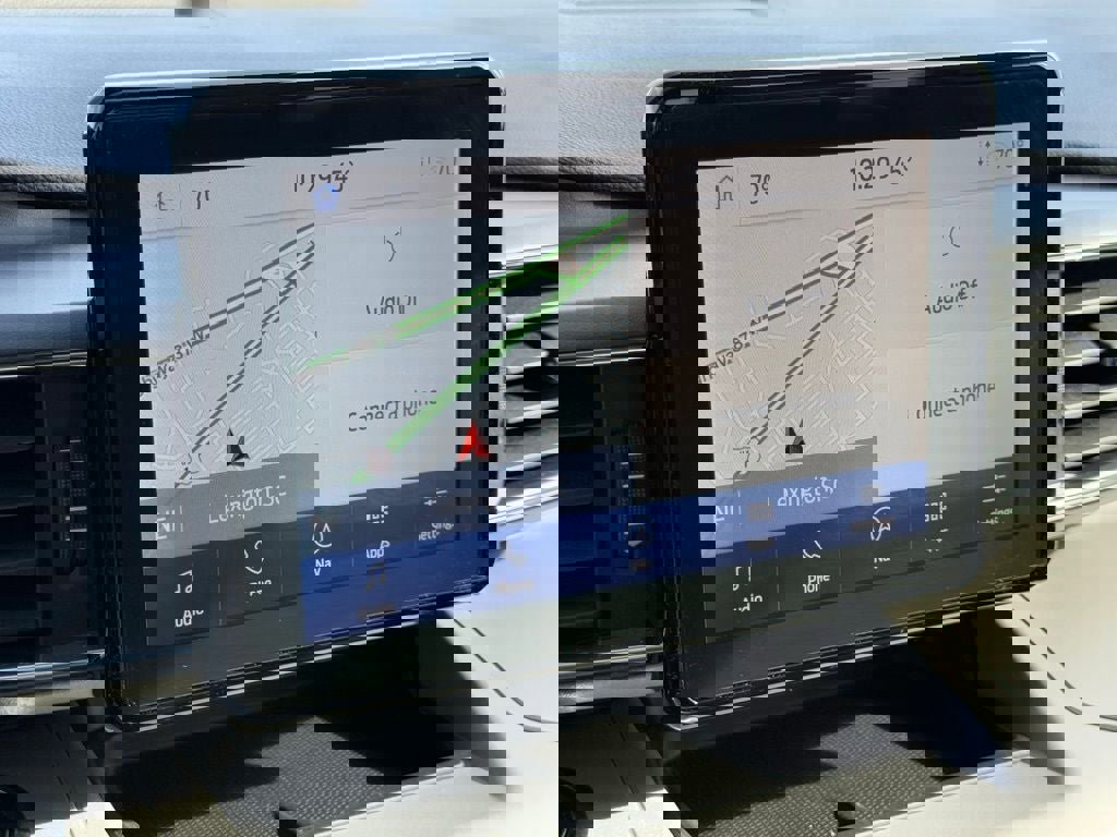 Certified 2024 Ford Explorer XLT w/ Equipment Group 202A image 25