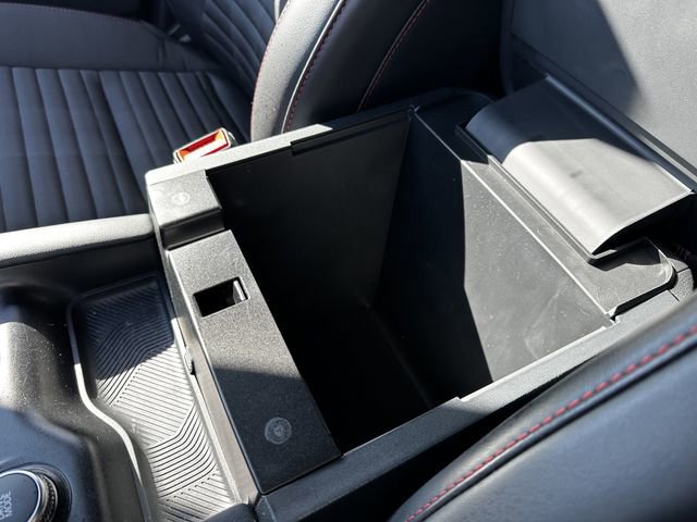 Certified 2025 Ford Explorer ST-Line w/ ST-Line Street Pack image 28