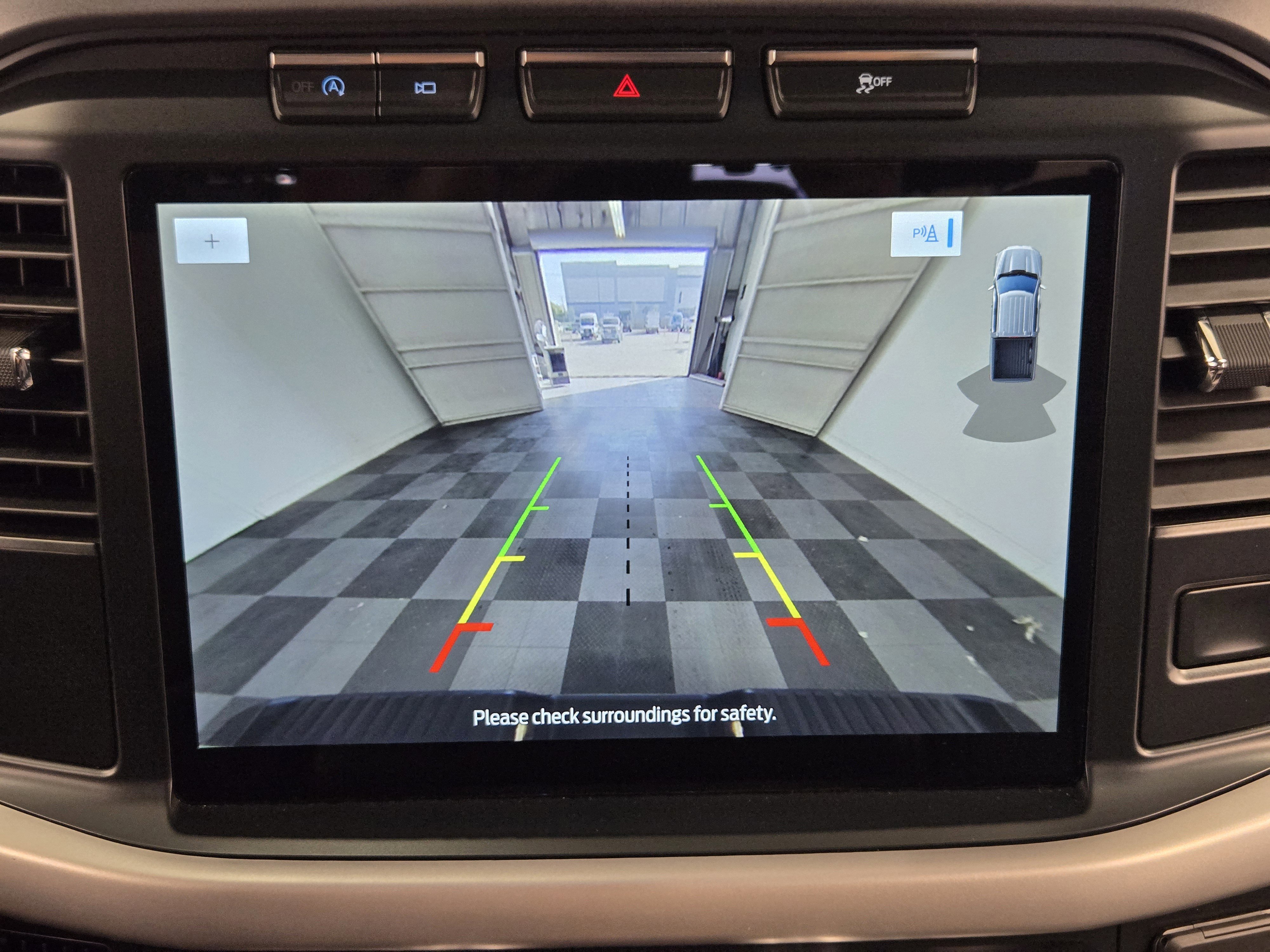 Certified 2022 Ford F150 XLT w/ Equipment Group 302A High image 18