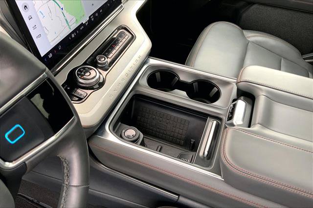 Certified 2025 Ford Expedition Active AWD/4WD image 16