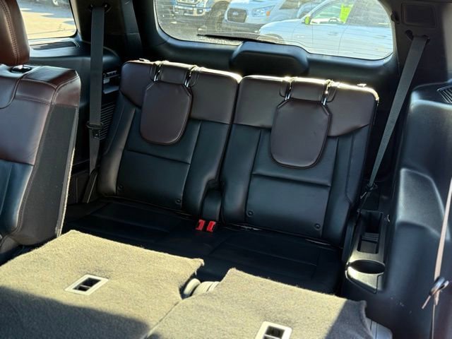 Certified 2020 Ford Explorer Platinum w/ Premium Technology Package image 37