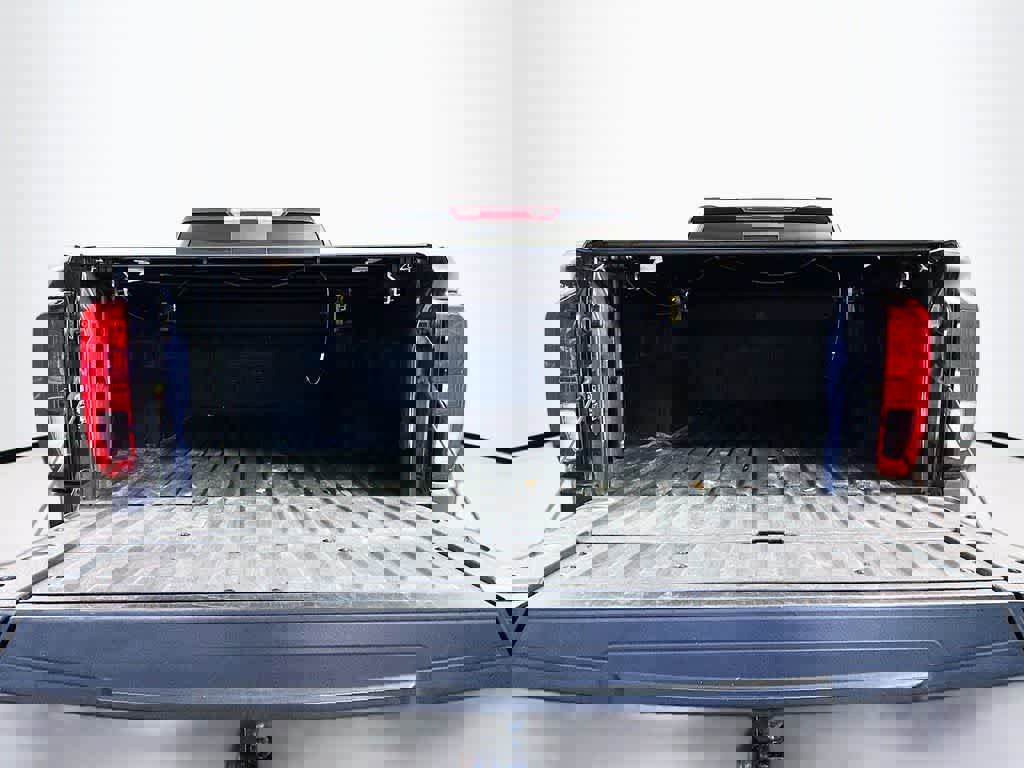 Used 2022 GMC Sierra 1500 Elevation w/ Elevation Premium Package image 24