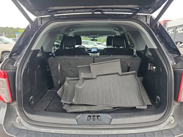 Certified 2023 Ford Explorer XLT w/ Equipment Group 202A AWD/4WD image 14