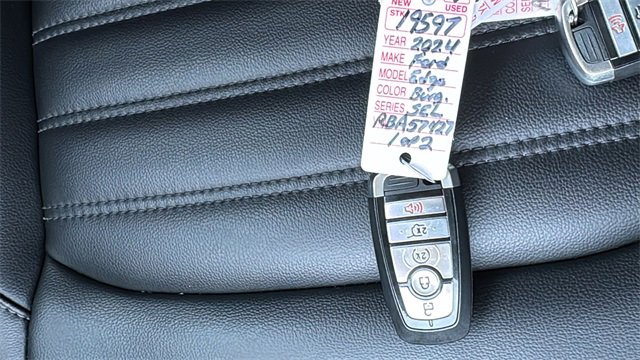 Certified 2024 Ford Edge SEL w/ Convenience Package image 30