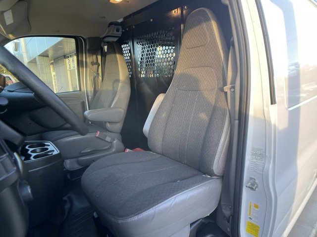 Used 2024 Chevrolet Express 2500 Work Van w/ Driver Convenience Package image 16