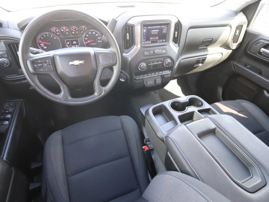 Used 2022 Chevrolet Silverado 1500 Custom image 11