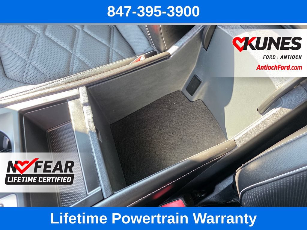 Used 2024 Volkswagen Atlas SE AWD/4WD image 33