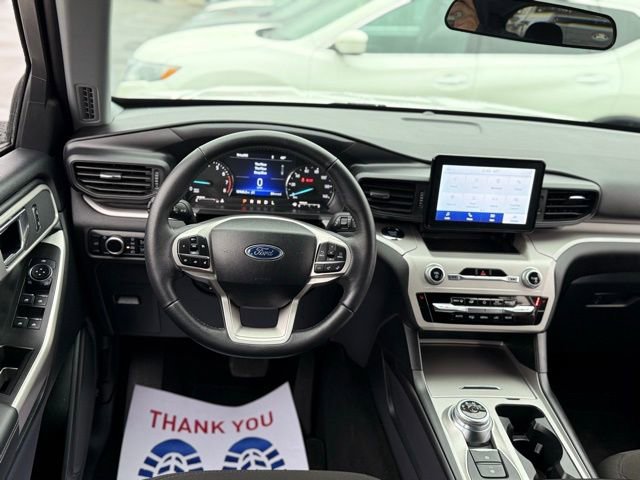 Certified 2024 Ford Explorer XLT image 7
