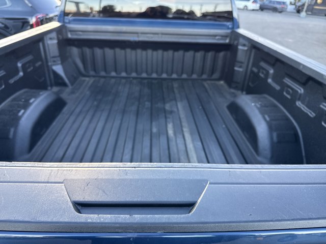 Used 2023 GMC Sierra 2500 SLE image 16