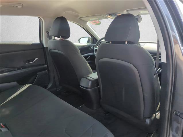 Used 2023 Hyundai Elantra SEL FWD image 21