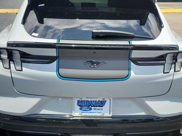 Certified 2023 Ford Mustang Mach-E Premium RWD image 7