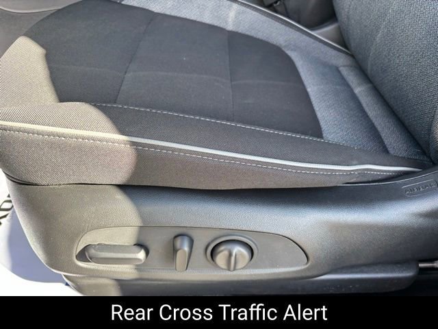 Used 2023 Chevrolet TrailBlazer LT w/ Convenience Package image 16