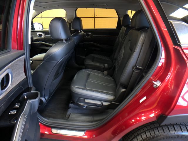 Used 2023 Kia Sorento SX Prestige AWD/4WD image 17