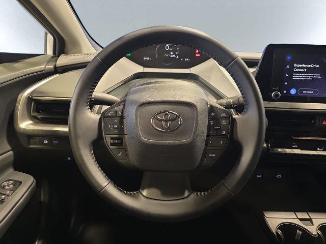 Used 2023 Toyota Prius LE AWD/4WD image 16