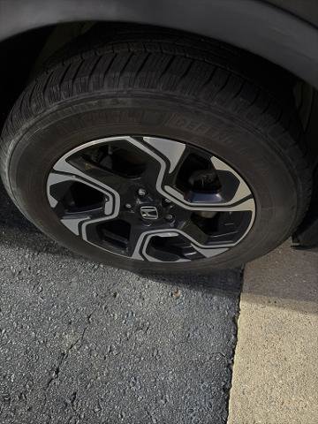 Used 2018 Honda CR-V Touring image 3