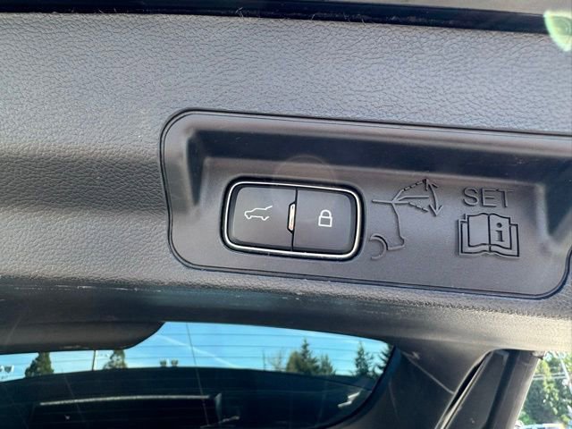 Certified 2020 Ford Explorer ST w/ Premium Technology Package AWD/4WD image 53