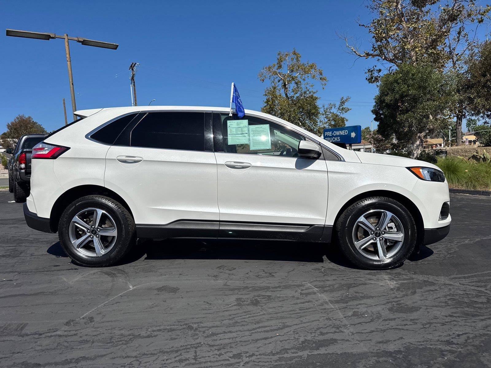 Certified 2023 Ford Edge SEL w/ Convenience Package AWD/4WD image 7