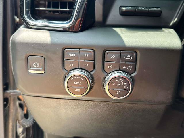 Used 2024 GMC Sierra 2500 Denali w/ Denali Reserve Package AWD/4WD image 21