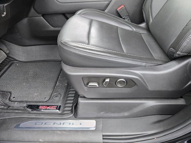 Used 2024 GMC Sierra 2500 Denali AWD/4WD image 21
