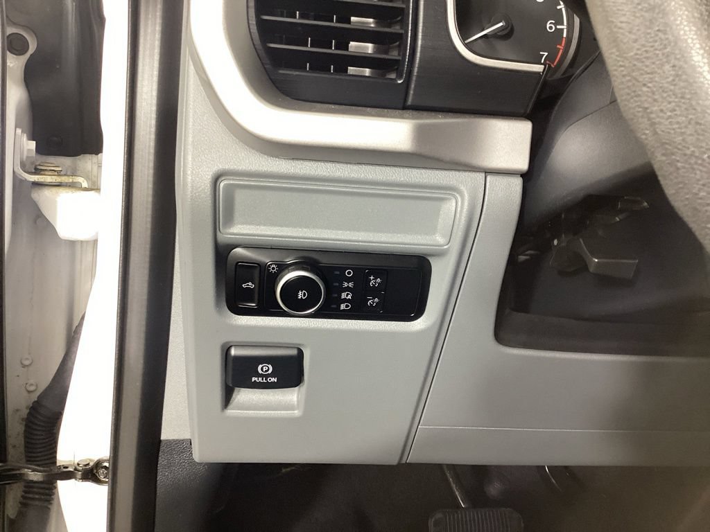 Certified 2023 Ford F150 XLT w/ Trailer Tow Package AWD/4WD image 13