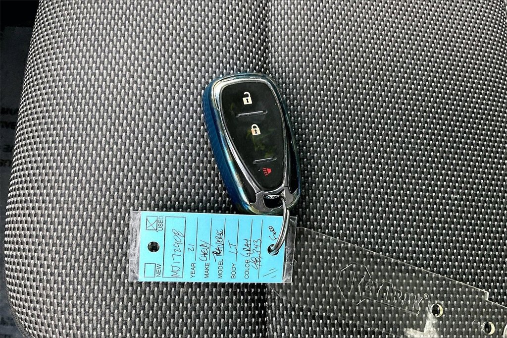 Used 2021 Chevrolet Traverse LT image 30