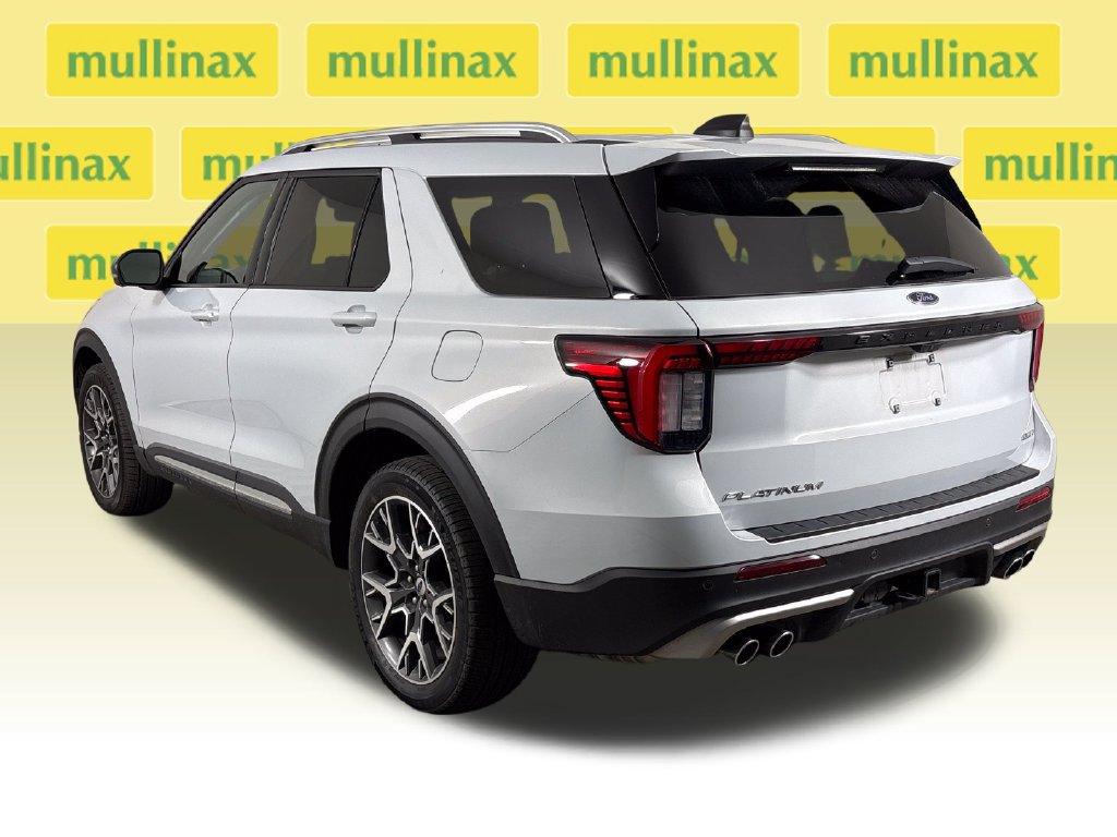 Certified 2025 Ford Explorer Platinum w/ Ultimate Package AWD/4WD image 10