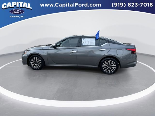 Used 2024 Nissan Altima 2.5 SV image 5