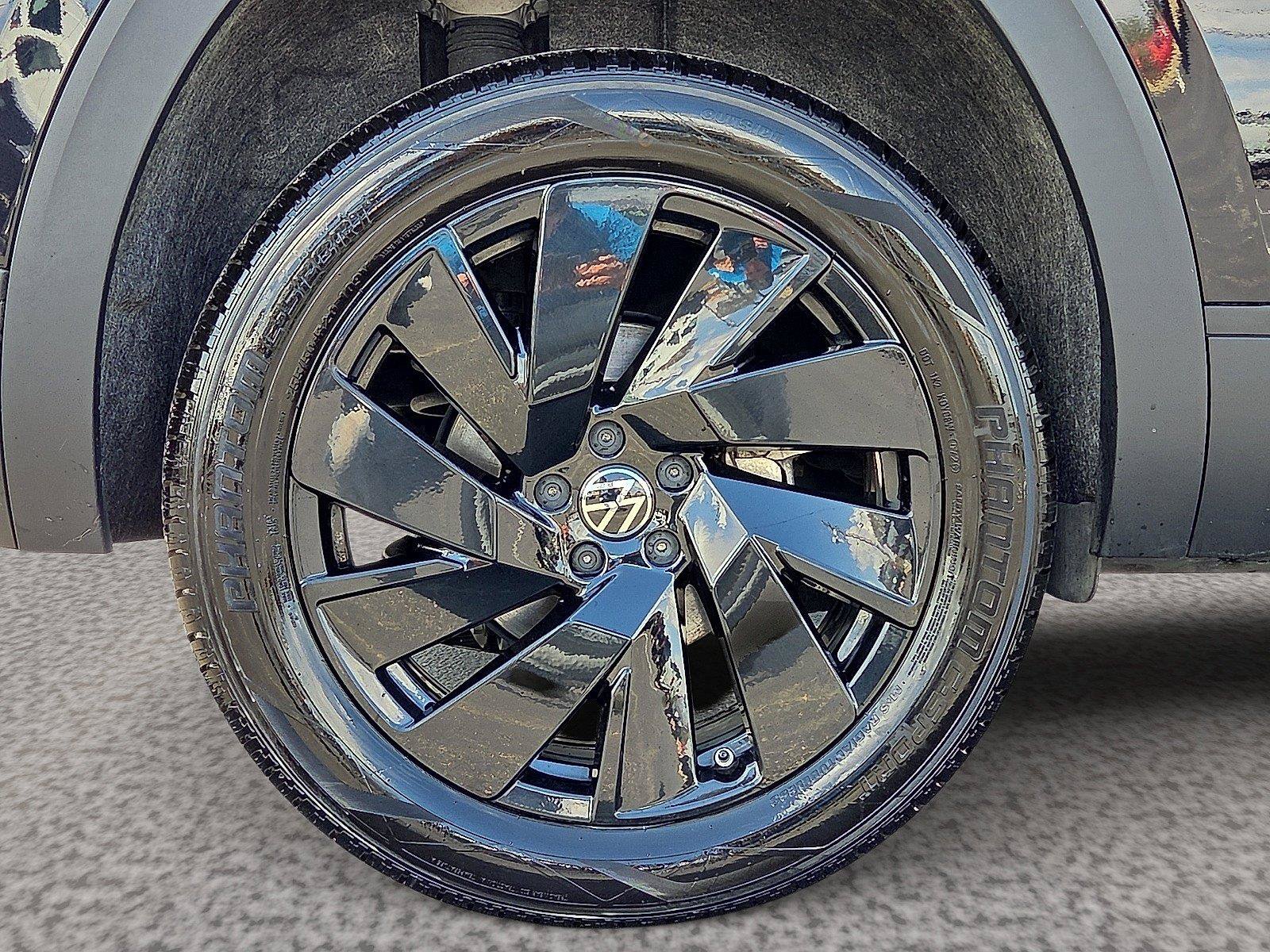 Used 2024 Volkswagen Atlas Cross Sport SE w/ Panoramic Sunroof Package AWD/4WD image 9