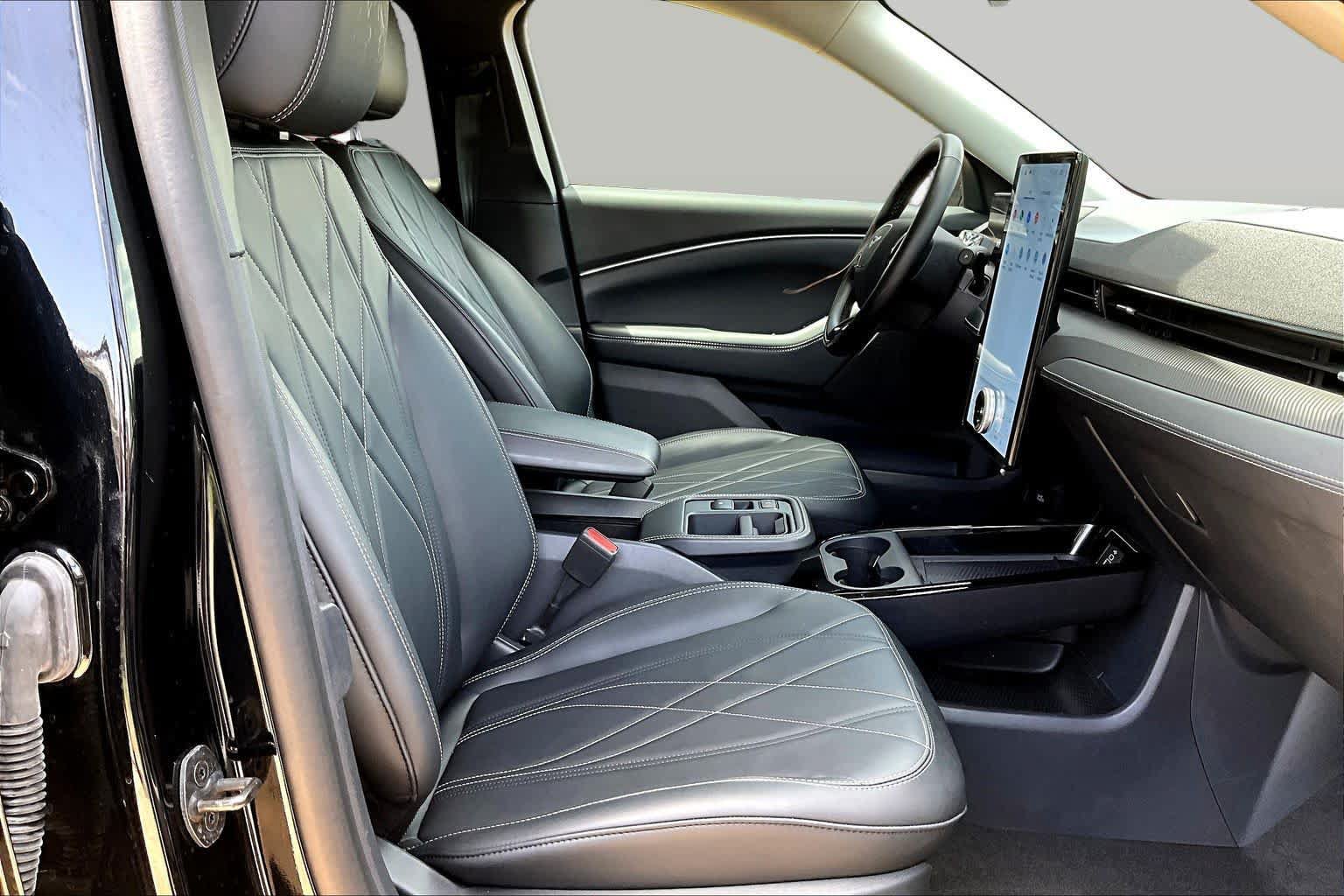 Certified 2025 Ford Mustang Mach-E Select AWD/4WD image 8