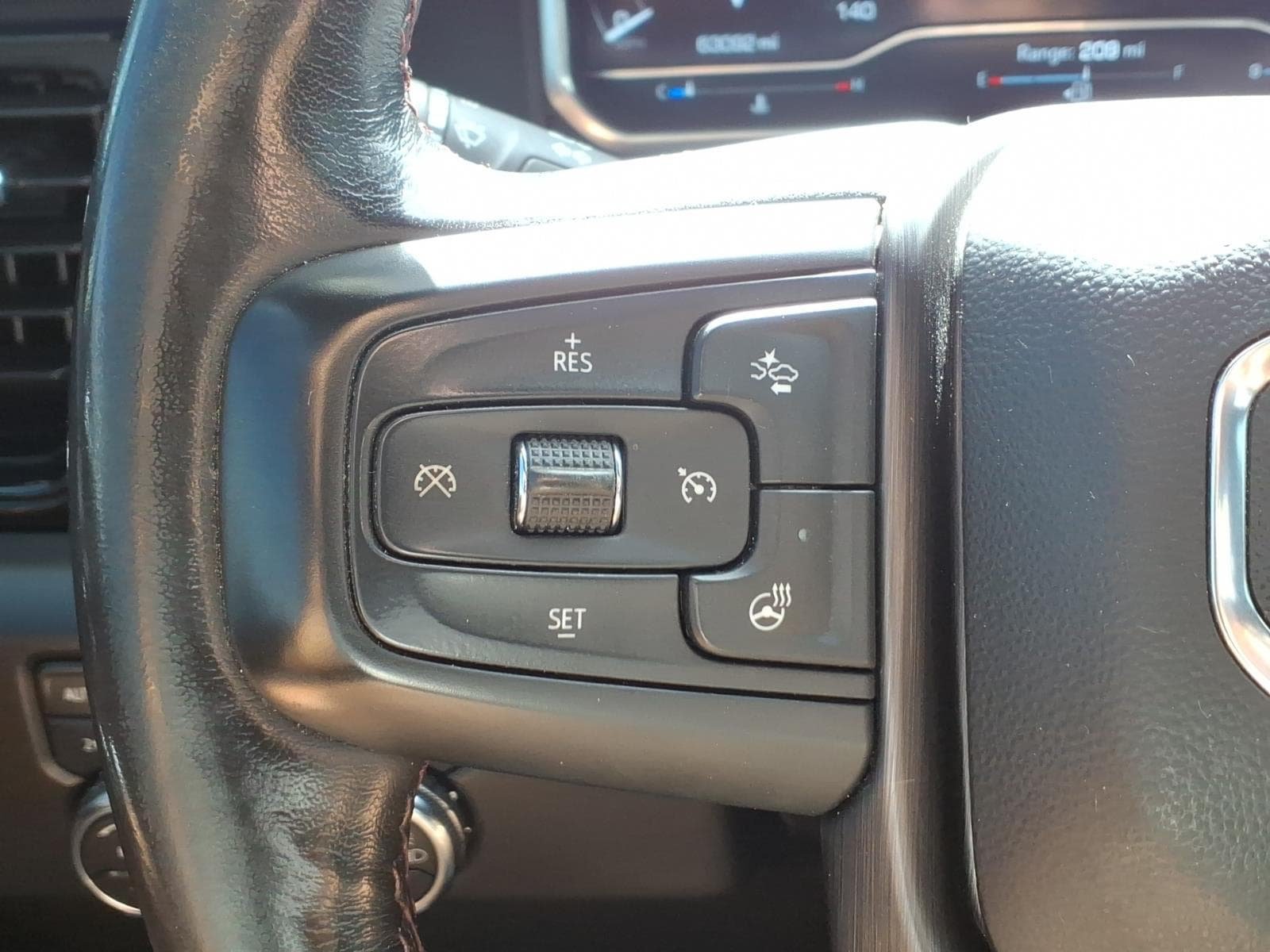 Used 2024 GMC Sierra 2500 AT4X AWD/4WD image 17
